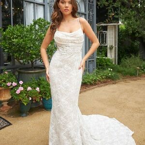 Martina Liana 1697 wedding dress